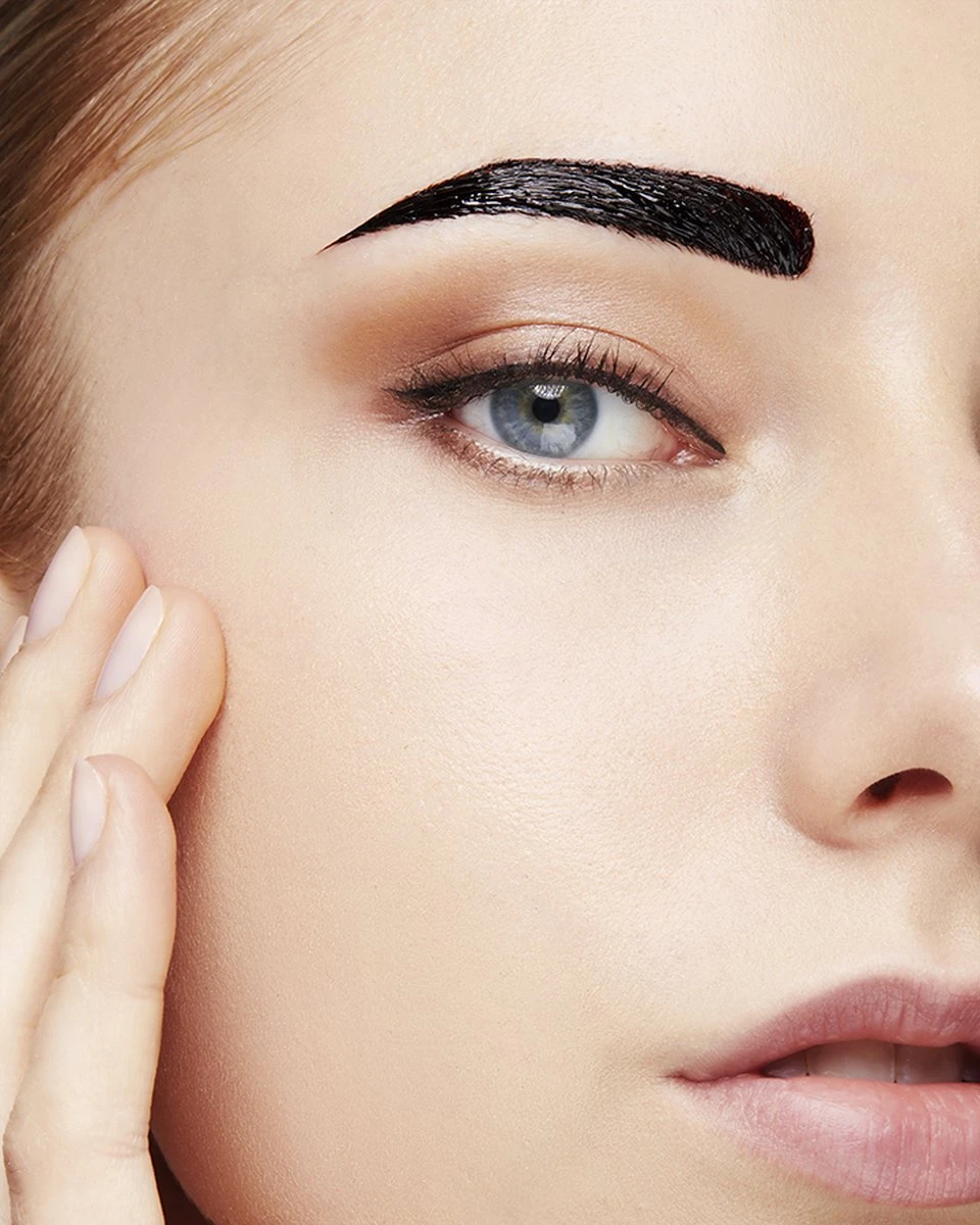 Maybelline New York Tattoo Brow Peel-Off Wenkbrauwgel - 2 Medium Brown - Bruin - Afbeelding 5